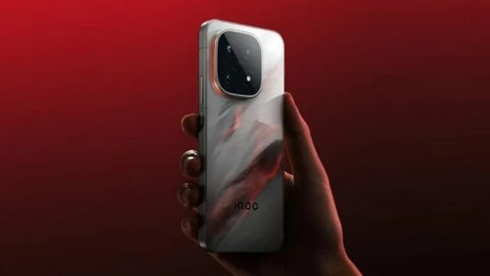 “iQOO 15 India price India and upcoming launch details”